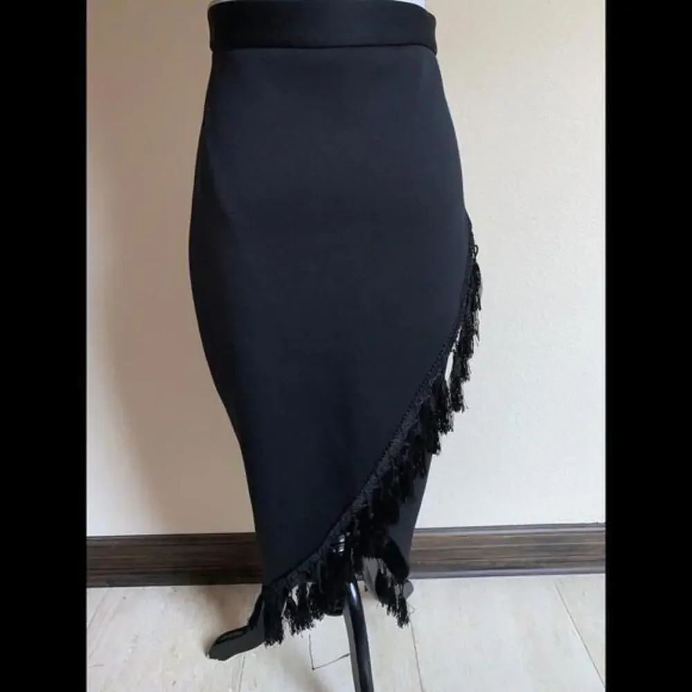 asos Form Fitting size 6 Black Tassels Skirt Made In‎ UK - Picture 2 of 7